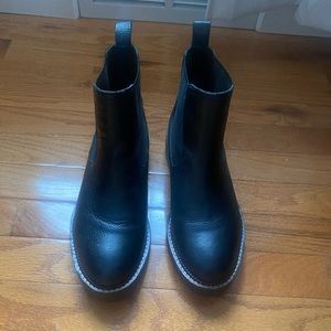 Calson Miller Water Resistant Lug Chelsea Boots Size 7